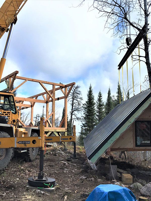 Lifting the roof into place